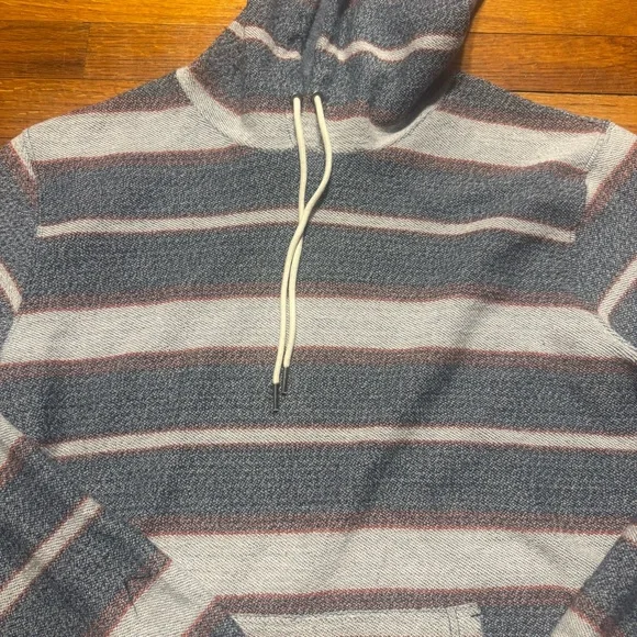 Quiksilver hoodie - Picture 2 of 2